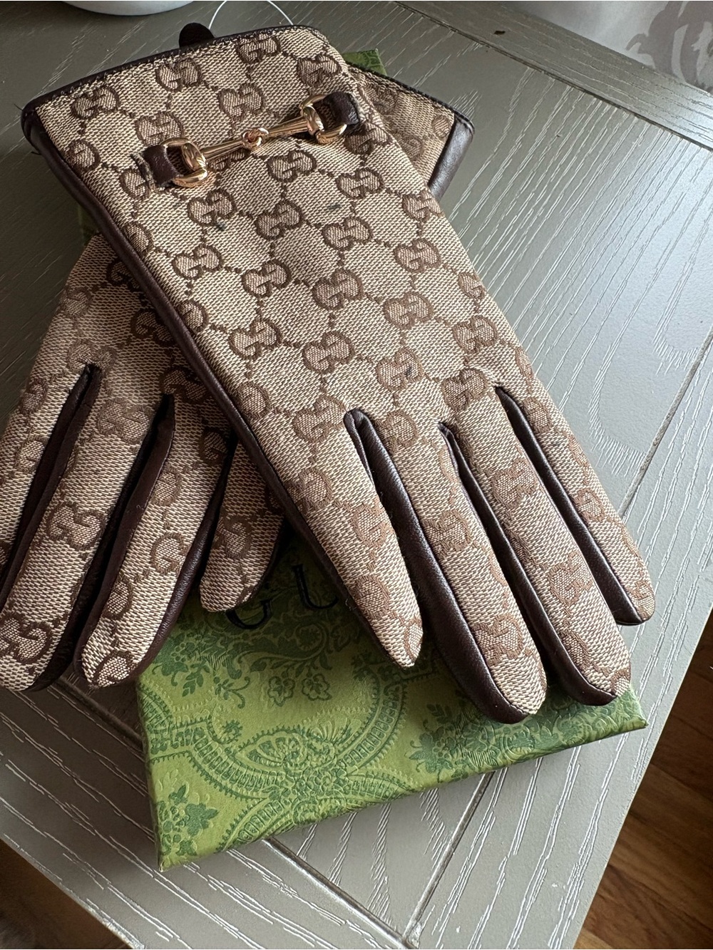 FASHION Monogram Beige Brown Leather like Trim Gloves - Picture 4 of 7